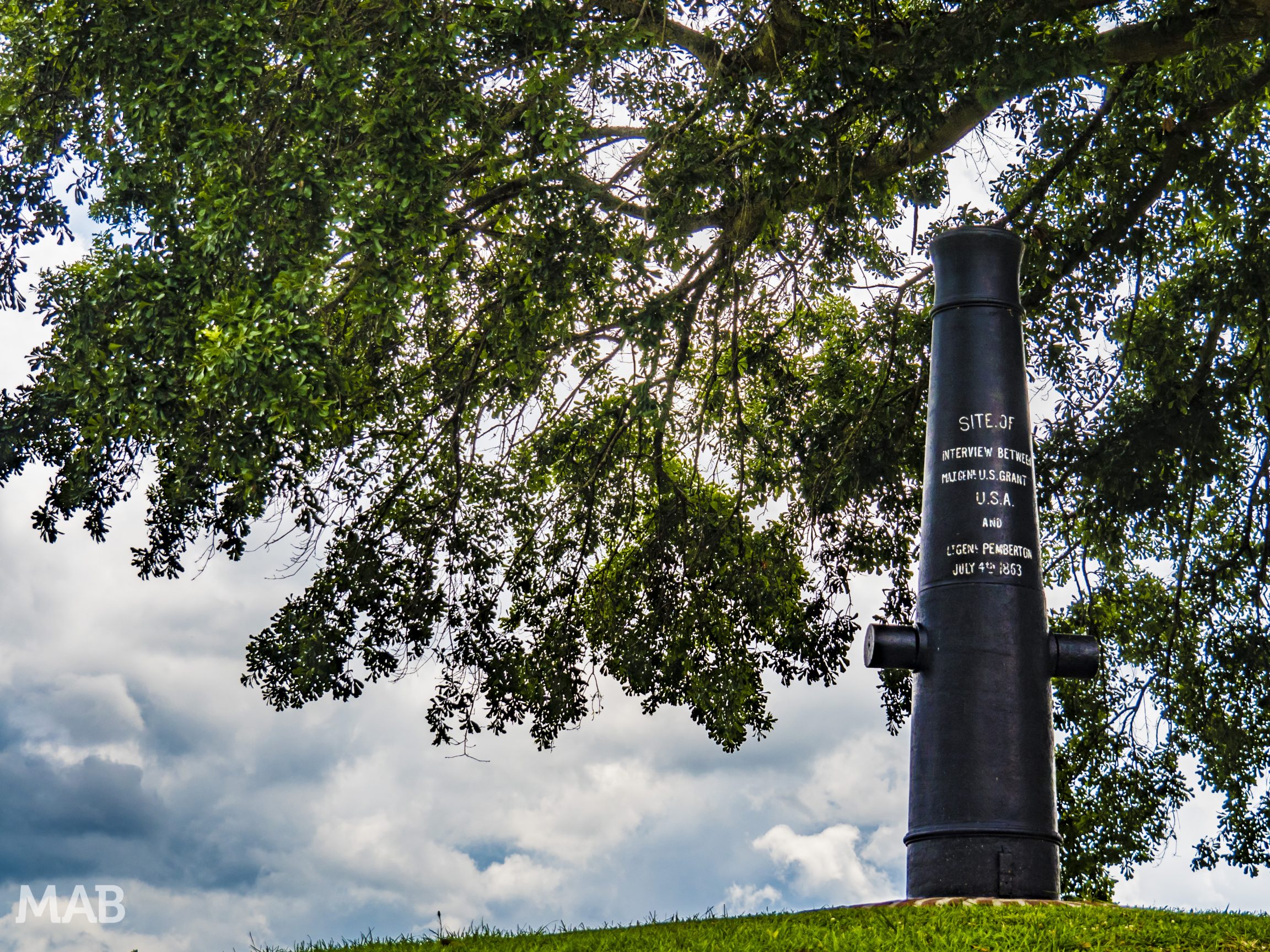 Vicksburg Surrender Monument